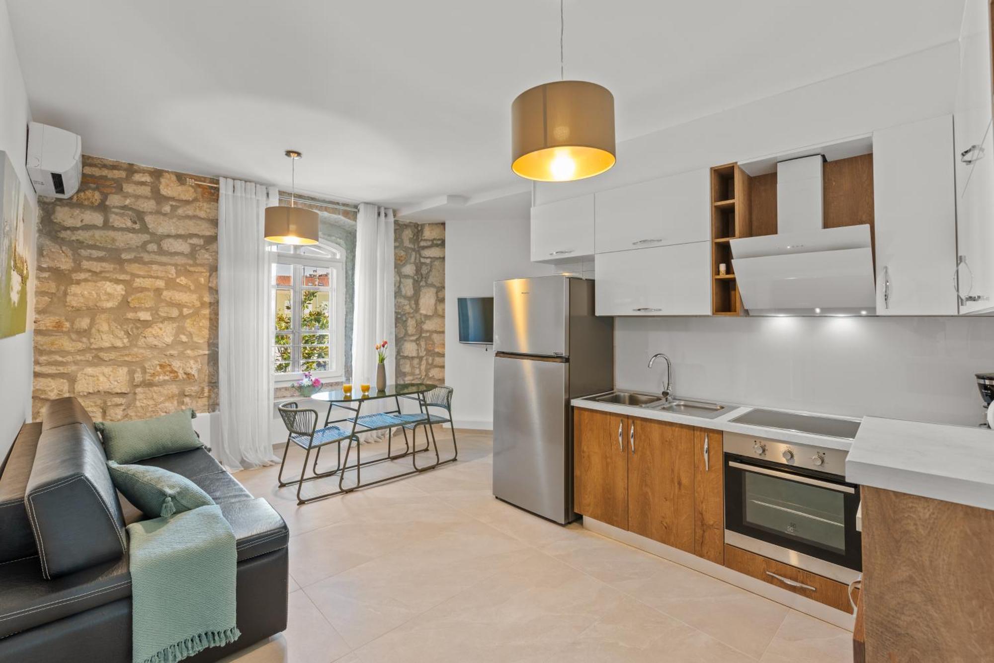Angel'S Sunrise Apartment Пореч Екстер'єр фото