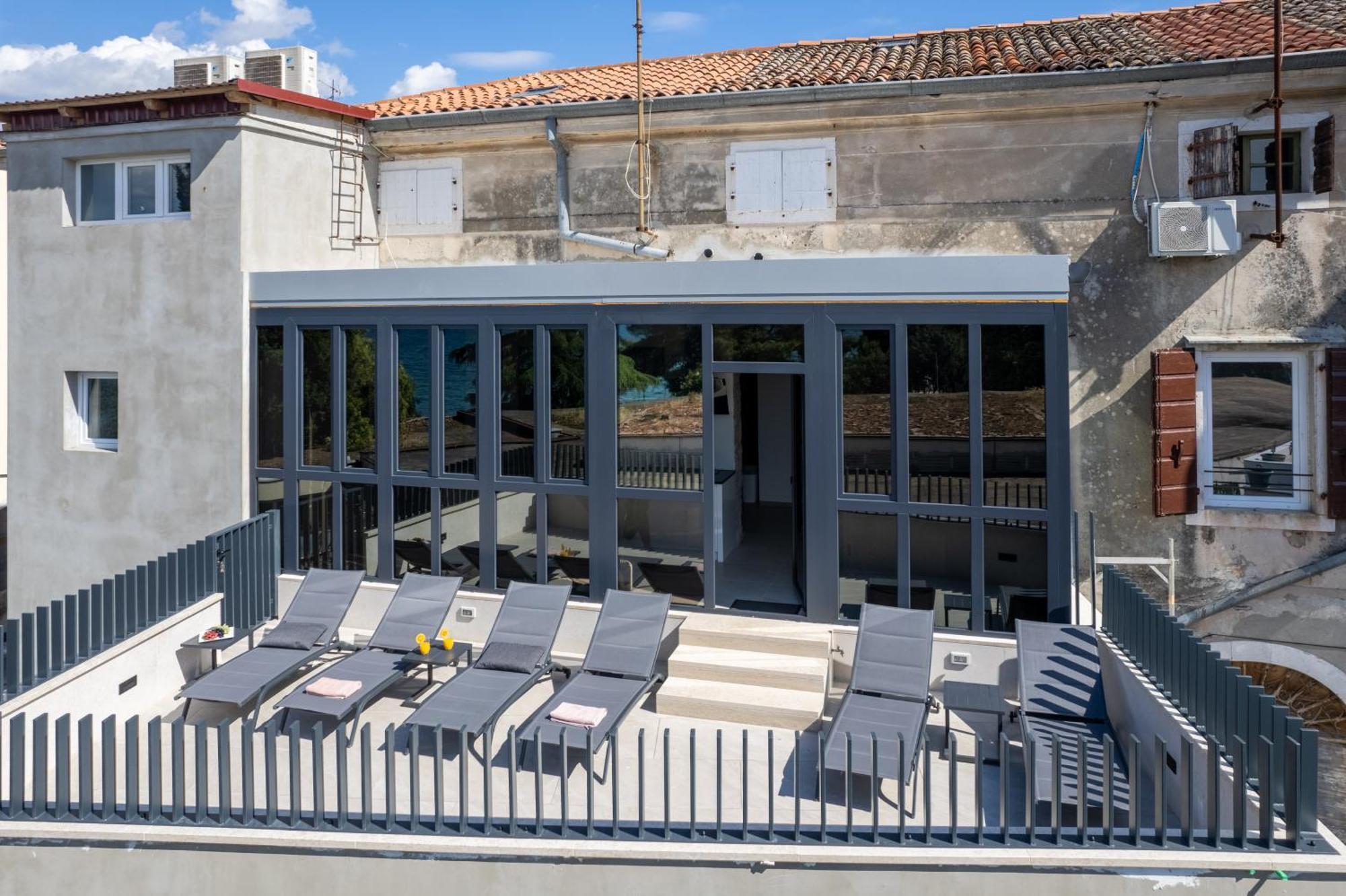Angel'S Sunrise Apartment Пореч Екстер'єр фото